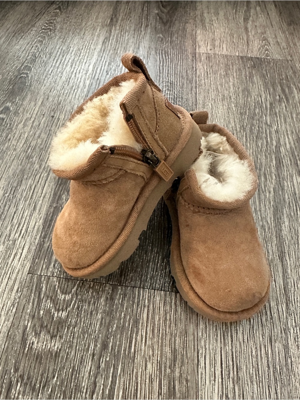 Kids UGG Classic Mini Boot - Chestnut Tan